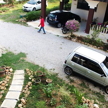 Family Lodge 25 โกตาบารู ภายนอก รูปภาพ