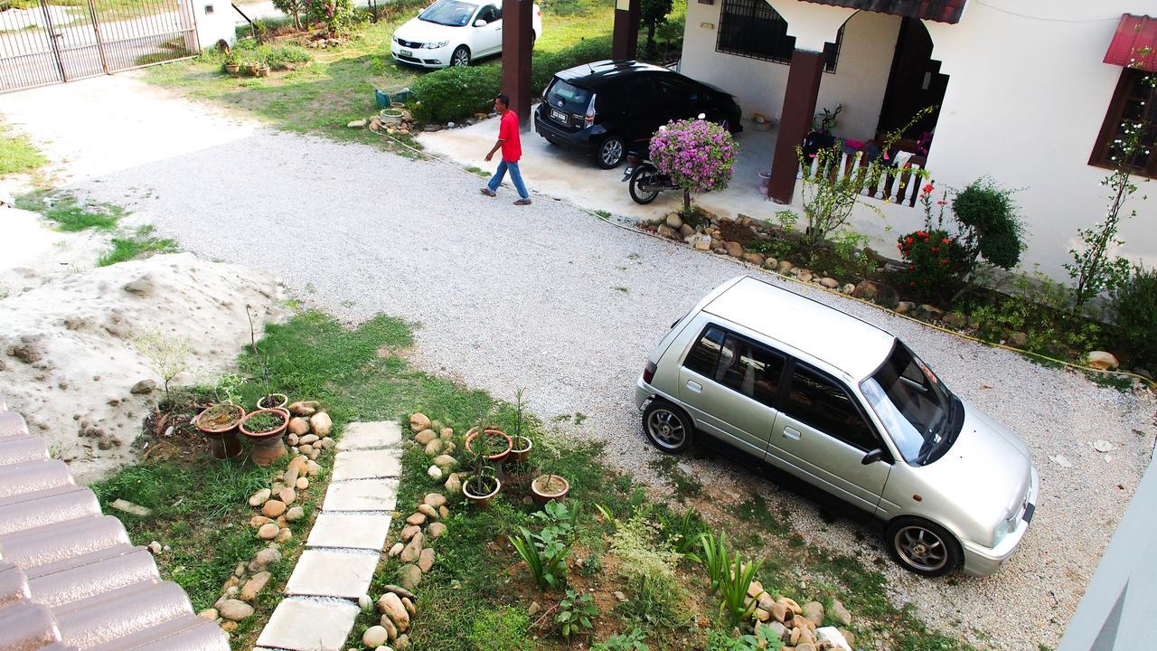 Family Lodge 25 โกตาบารู ภายนอก รูปภาพ